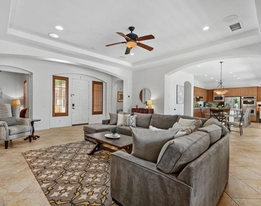 48476 Big Horn Drive - Photo Thumbnail 5