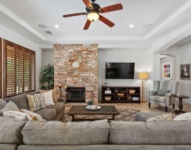 48476 Big Horn Drive - Photo Thumbnail 4