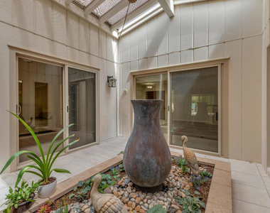 74558 Monteverde Way - Photo Thumbnail 13