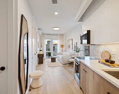 1615 Cedar Street - Photo Thumbnail 1