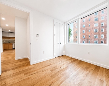 205 Cabrini Boulevard - Photo Thumbnail 2