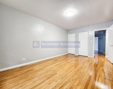 210 West 251st Street - Photo Thumbnail 8