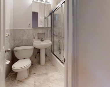 East 78th Street - Photo Thumbnail 7