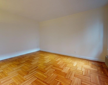 East 78th Street - Photo Thumbnail 1