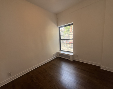 961 Lexington Avenue - Photo Thumbnail 6