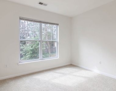 6210 Belcrest Road - Photo Thumbnail 24