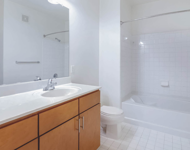 6210 Belcrest Road - Photo Thumbnail 15