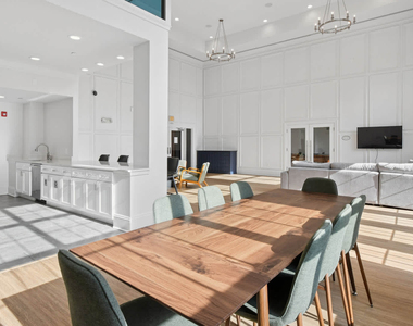 6210 Belcrest Road - Photo Thumbnail 31