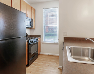 6210 Belcrest Road - Photo Thumbnail 5