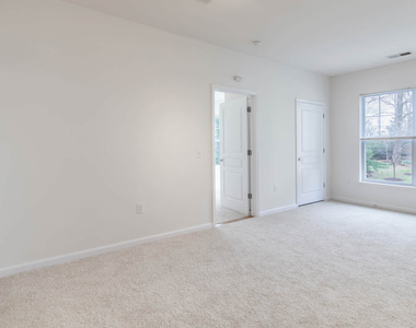 6210 Belcrest Road - Photo Thumbnail 13