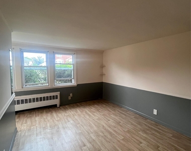 348 E Beech Street - Photo Thumbnail 1