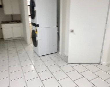 134 Scranton Avenue - Photo Thumbnail 14