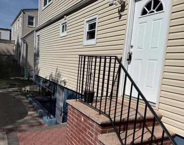 134 Scranton Avenue - Photo Thumbnail 1