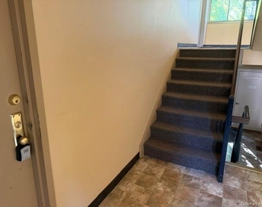 97 Richmond Boulevard - Photo Thumbnail 1