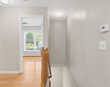 3 Teneyck Avenue - Photo Thumbnail 15