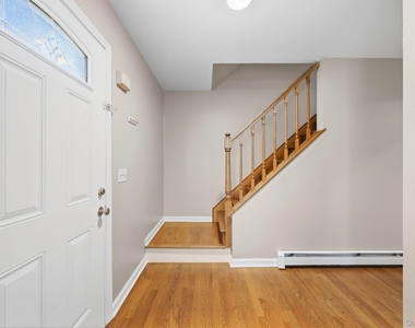 3 Teneyck Avenue - Photo Thumbnail 2