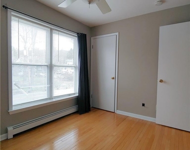 3 Teneyck Avenue - Photo Thumbnail 14