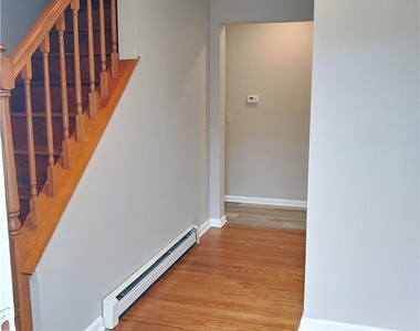 3 Teneyck Avenue - Photo Thumbnail 2