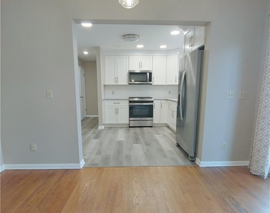 3 Teneyck Avenue - Photo Thumbnail 6