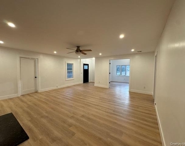 45 Old Field Road - Photo Thumbnail 15