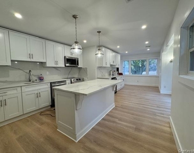 45 Old Field Road - Photo Thumbnail 6