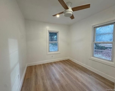 45 Old Field Road - Photo Thumbnail 12