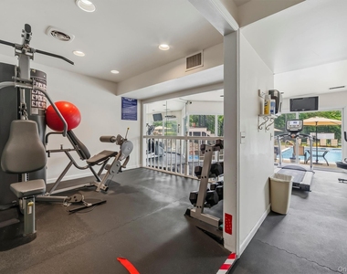 101 Eagle Bay Drive - Photo Thumbnail 28