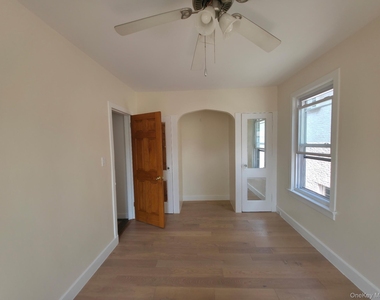 10648 97th Street - Photo Thumbnail 6
