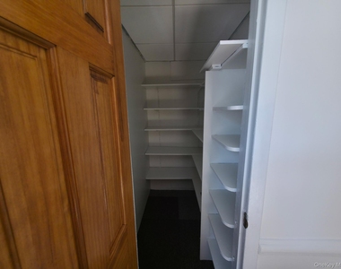 10648 97th Street - Photo Thumbnail 8