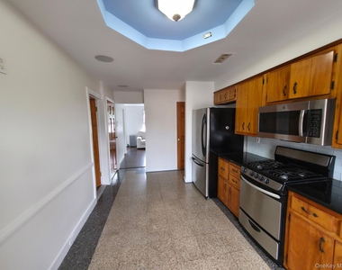 10648 97th Street - Photo Thumbnail 12