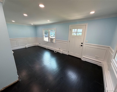305 Smithtown Boulevard - Photo Thumbnail 3