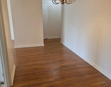 89-20 55 Avenue - Photo Thumbnail 6