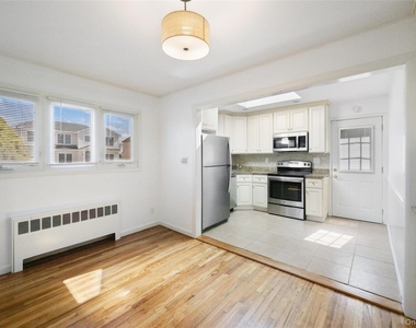 31 Evelyn Lane - Photo Thumbnail 5