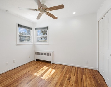 31 Evelyn Lane - Photo Thumbnail 13