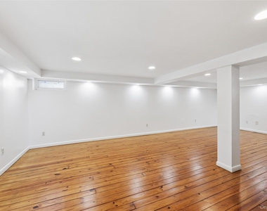 31 Evelyn Lane - Photo Thumbnail 21