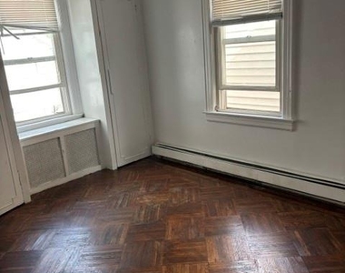 24127 86th Avenue - Photo Thumbnail 3