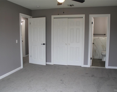 276 Temple Hill - Photo Thumbnail 10