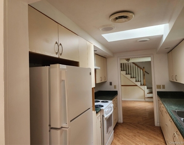 32 Osborne Hill Road - Photo Thumbnail 10