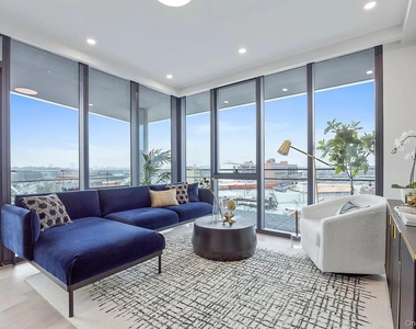 4415 College Point Boulevard - Photo Thumbnail 1