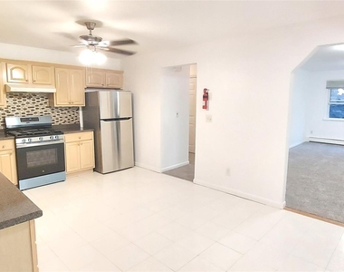 125 Washington Ave N Avenue - Photo Thumbnail 7