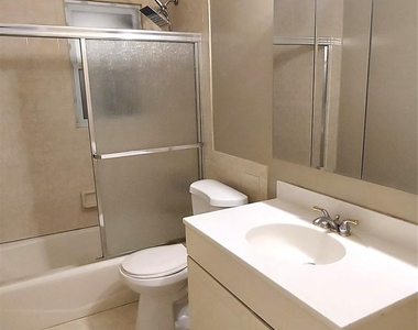 125 Washington Ave N Avenue - Photo Thumbnail 22