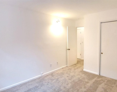 125 Washington Ave N Avenue - Photo Thumbnail 21