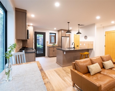51 Doe View Lane - Photo Thumbnail 9