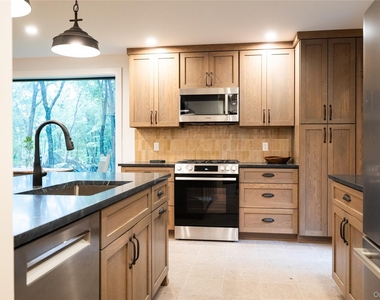 51 Doe View Lane - Photo Thumbnail 2