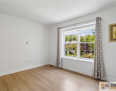 1 Brookline Court - Photo Thumbnail 26