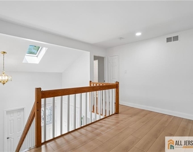 1 Brookline Court - Photo Thumbnail 15