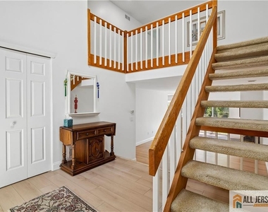 1 Brookline Court - Photo Thumbnail 4