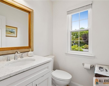 1 Brookline Court - Photo Thumbnail 14