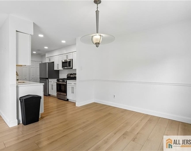 1 Brookline Court - Photo Thumbnail 8