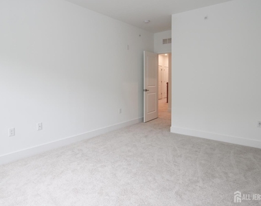 71 Veterans Way - Photo Thumbnail 17